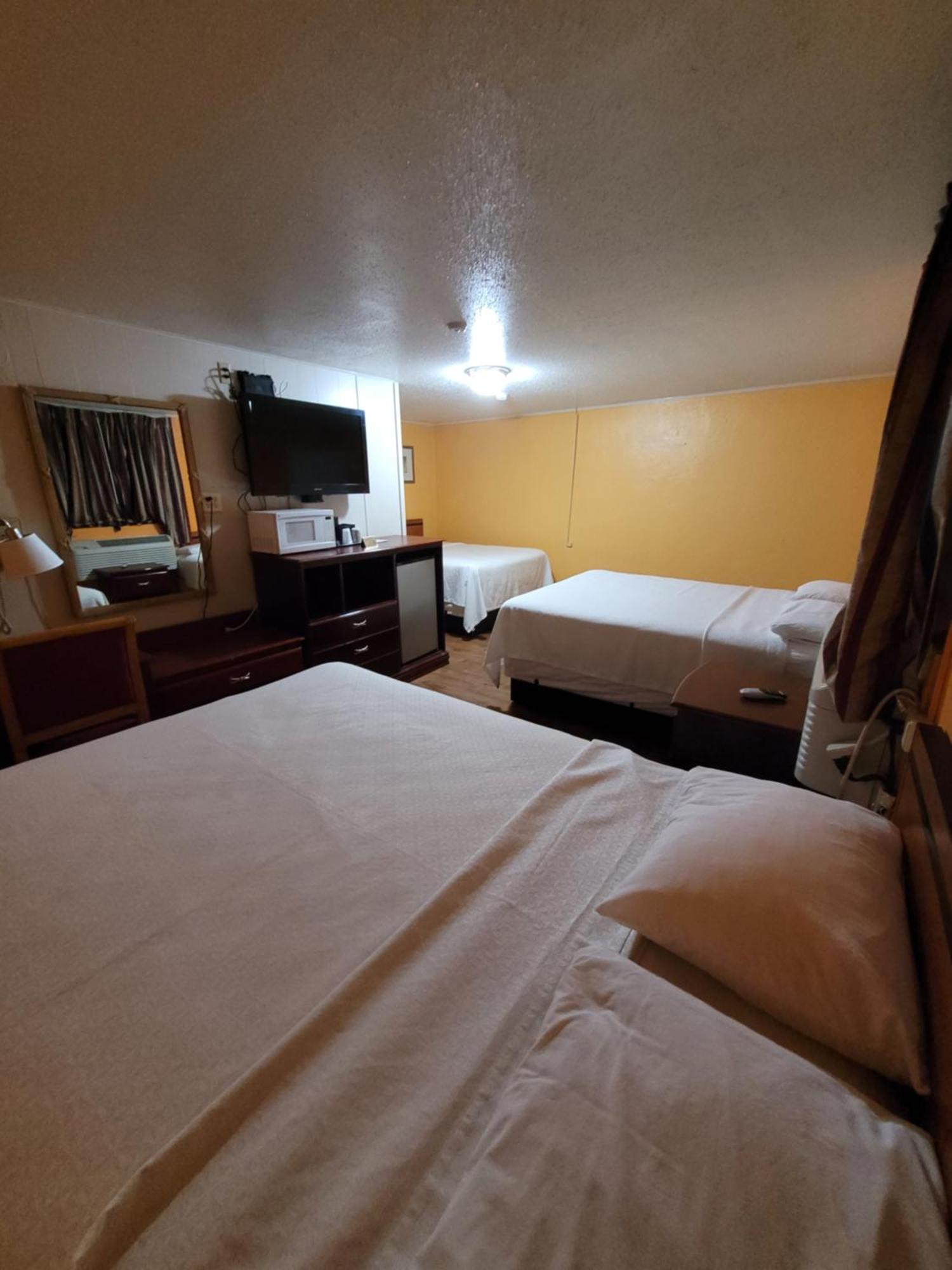 Sands Motel Portales エクステリア 写真