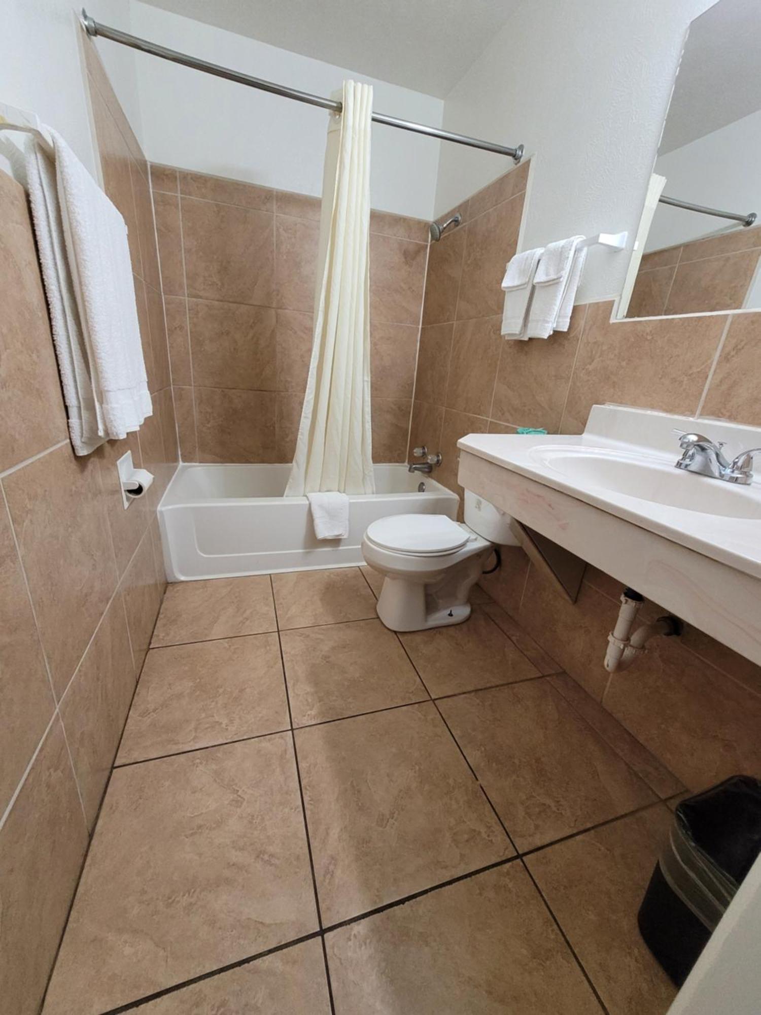 Sands Motel Portales エクステリア 写真